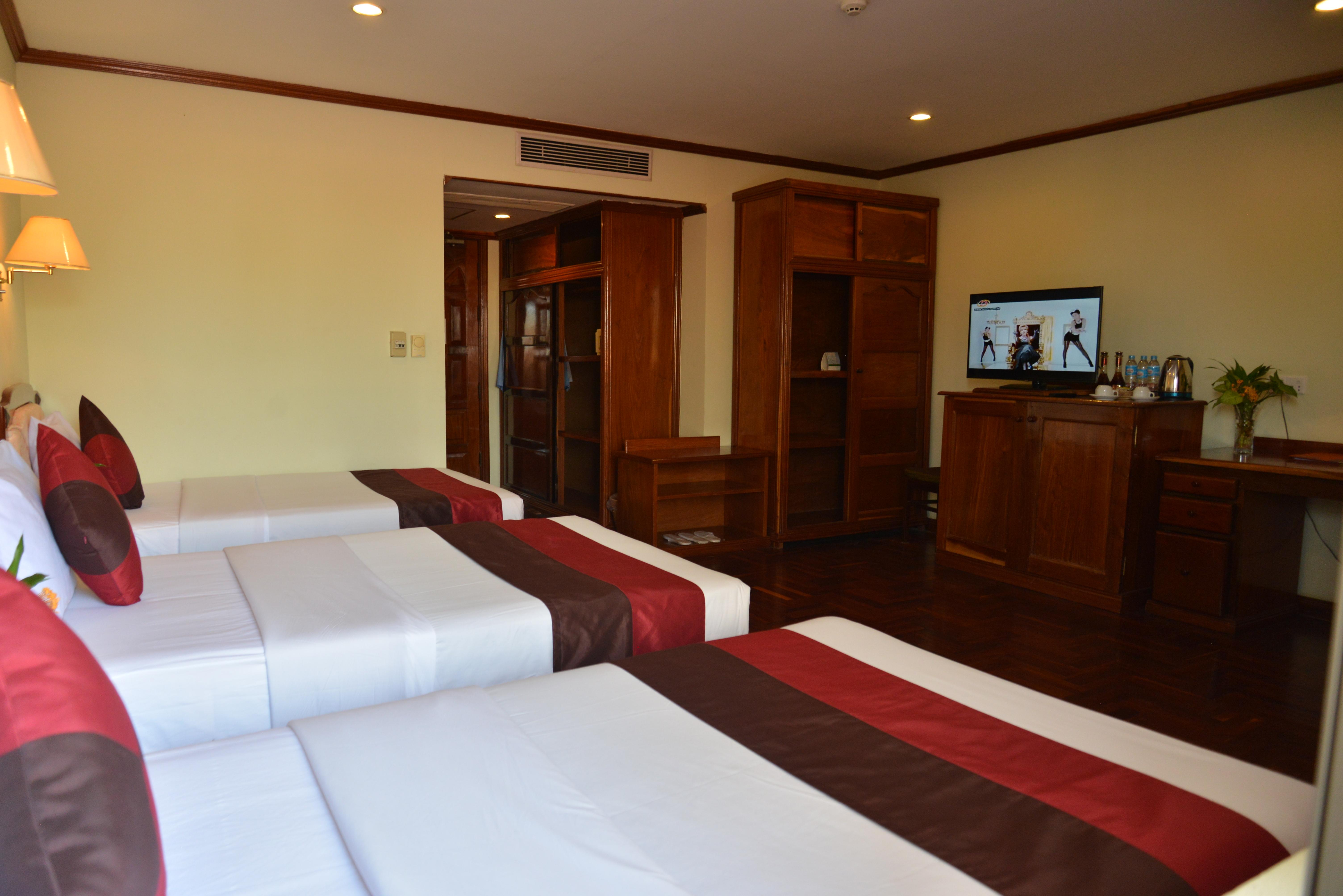 Angkor Hotel Сіємреап Екстер'єр фото