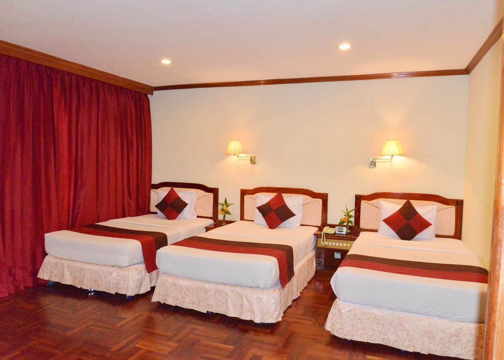 Angkor Hotel Сіємреап Екстер'єр фото